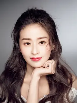 贾云英（颖儿饰演）